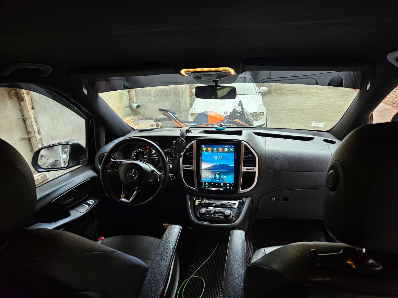 Private Driver with Premium Minivan for Transfers and Georgia Tours